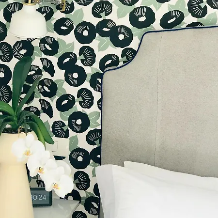 Les Lilas Aparthotel *